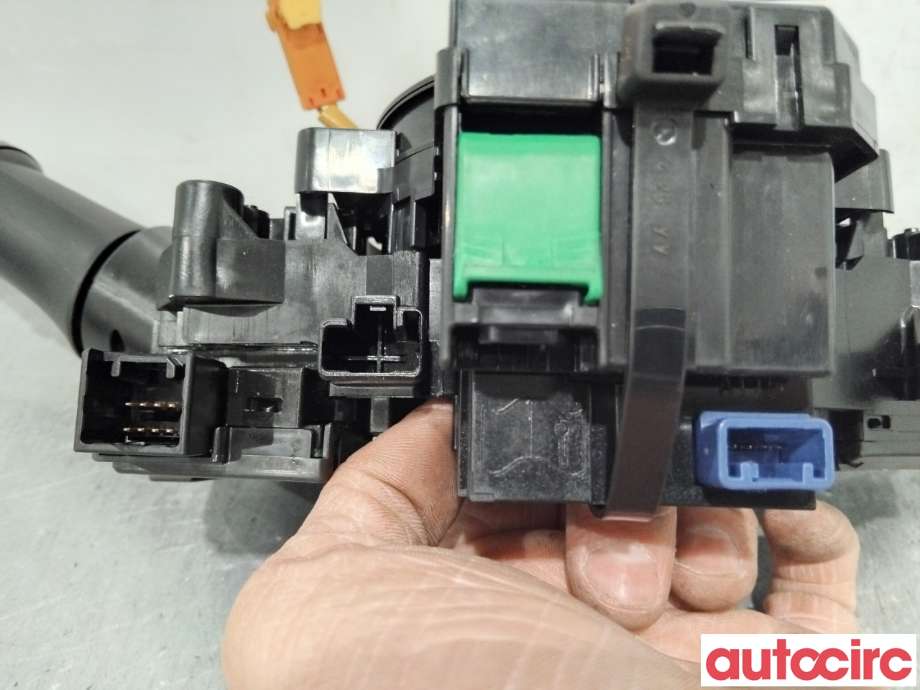 Bryter combi til Mitsubishi ASX 2010-2019  (MITSUBISHI|8600A405||8617A013)