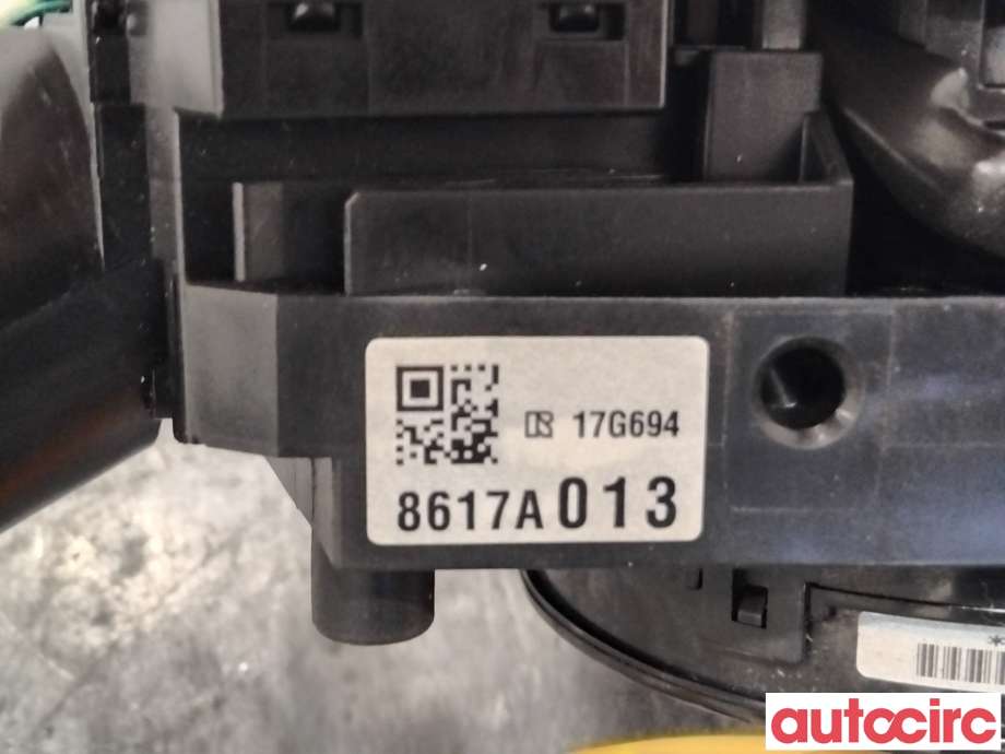 Bryter combi til Mitsubishi ASX 2010-2019  (MITSUBISHI|8600A405||8617A013)
