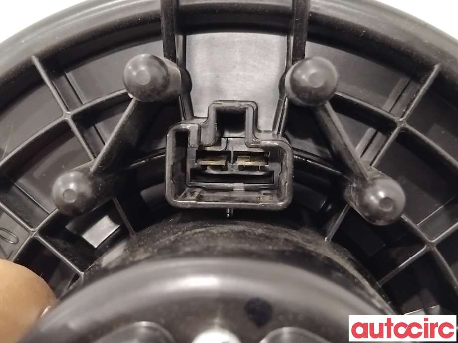 Varmeapparat motor til Suzuki Swift 2017-->>  (SUZUKI|74150-52RA0|CSA431D243|)