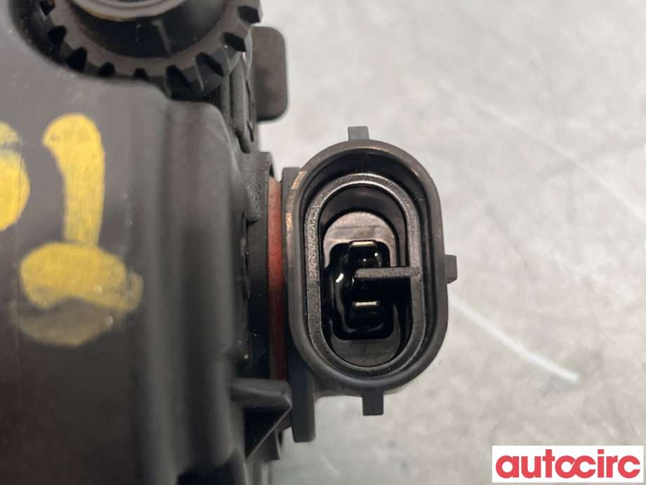 Tåkelykt høyre foran til Toyota RAV4 2006-2009 (Type III, Fase 1)  (TOYOTA|812100D041|812100D042|812100D040)
