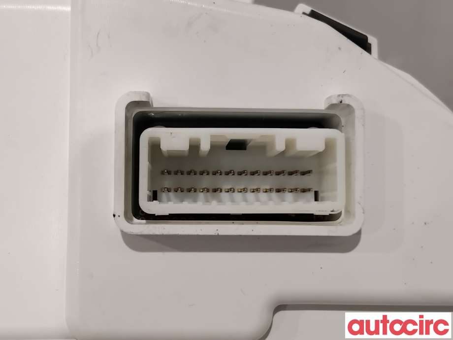 Instrumentpanel til Mitsubishi ASX 2010-2019  (MITSUBISHI|8100C359|MM0053-605)