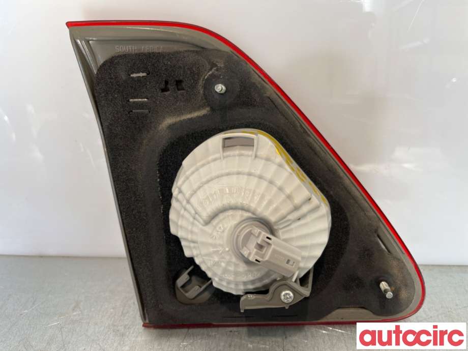 Baklykt høyre indre til Toyota Corolla 2007-2013  (TOYOTA|8158102150|)
