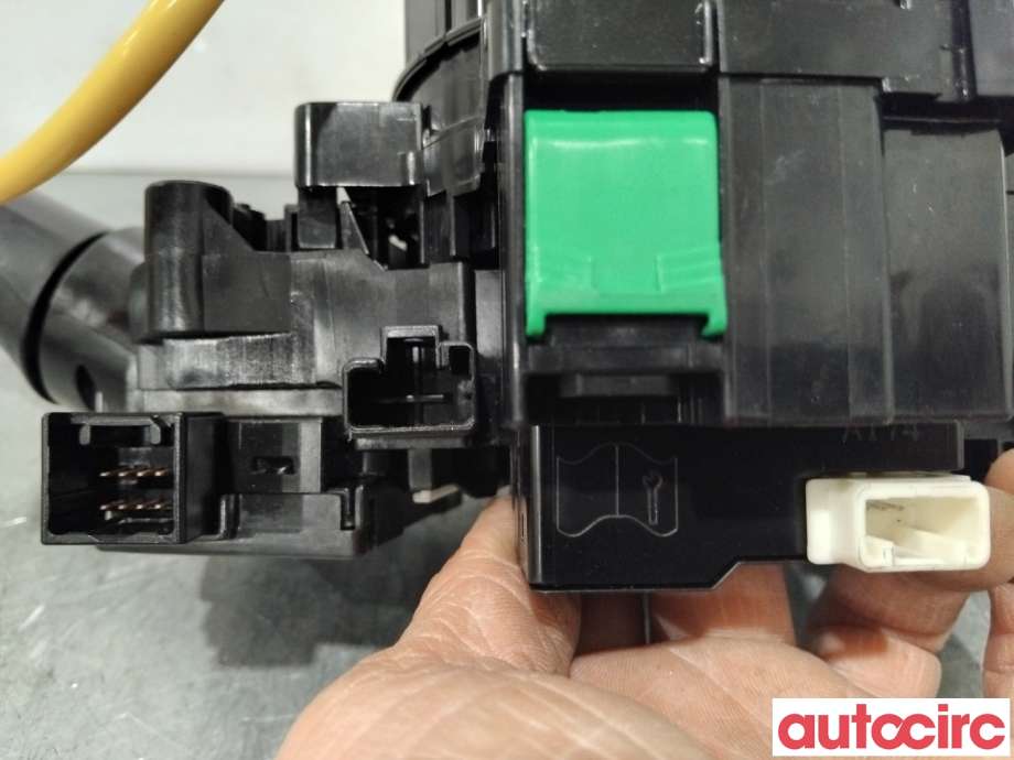 Bryter combi til Mitsubishi ASX 2010-2019  (MITSUBISHI|8600A405||8617A013)