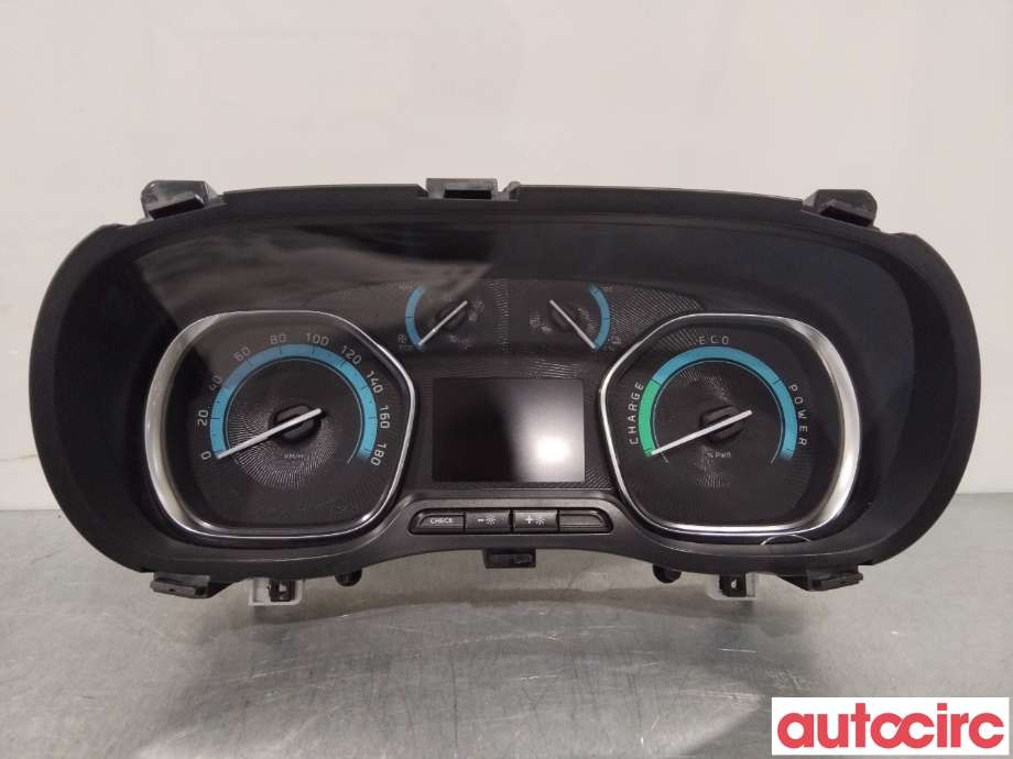 Instrumentpanel til Toyota Proace 2016-->> (Type II) (TOYOTA|SU001B2692|)