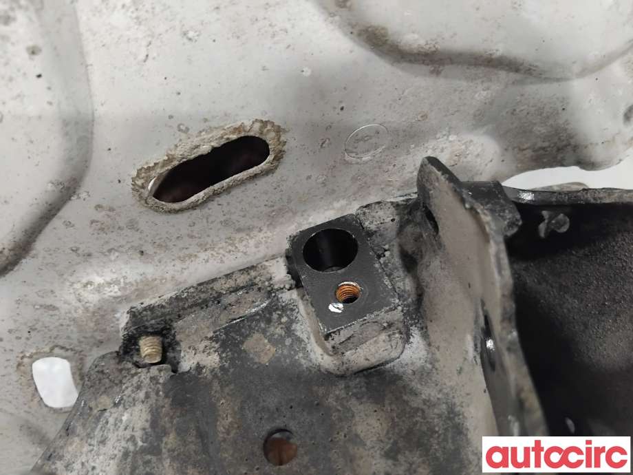 Hjulspindel høyre bak til BMW X1 2015-2022 (F48) (F48) (BMW|33308842880|)