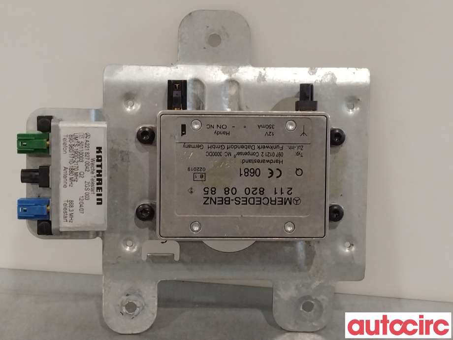 Antenne forsterker til Mercedes R-Klasse, 2006-2013 (W251) (W251) (MERCEDES|A2118200885)