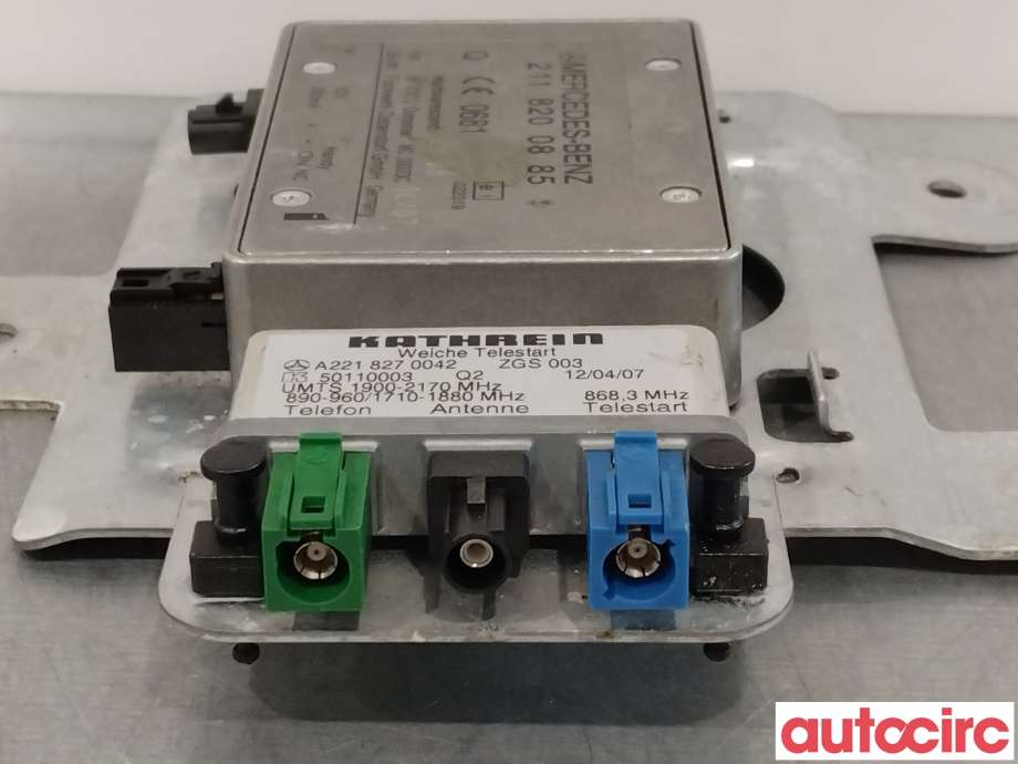 Antenne forsterker til Mercedes R-Klasse 2006-2013 (W251) (W251) (MERCEDES|A2118200885)