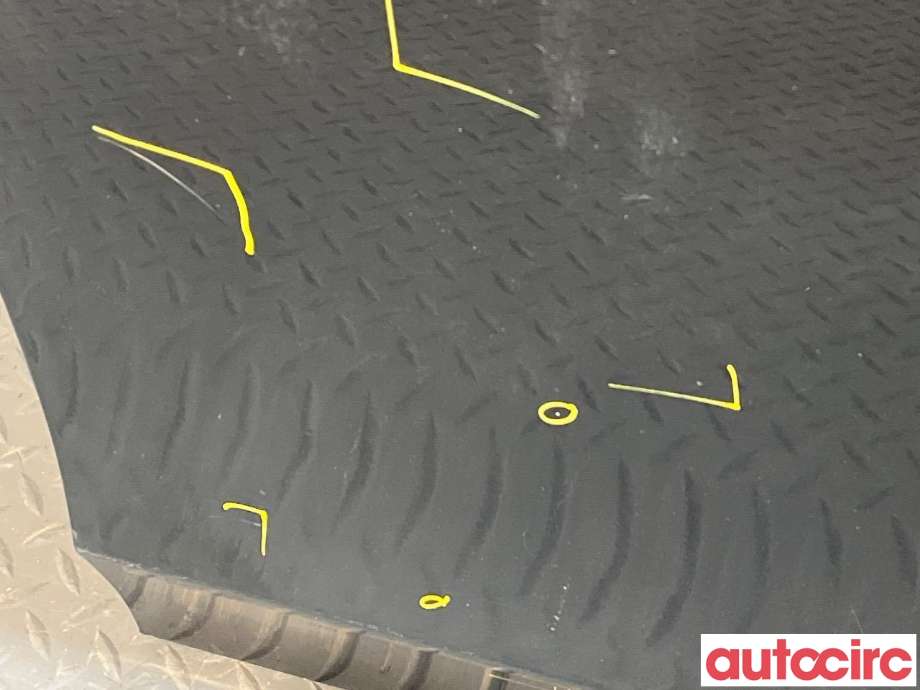 Dør høyre foran til Audi A4 2007-2014 (Type IV) (B8) (B8) (AUDI|8K0831052J)