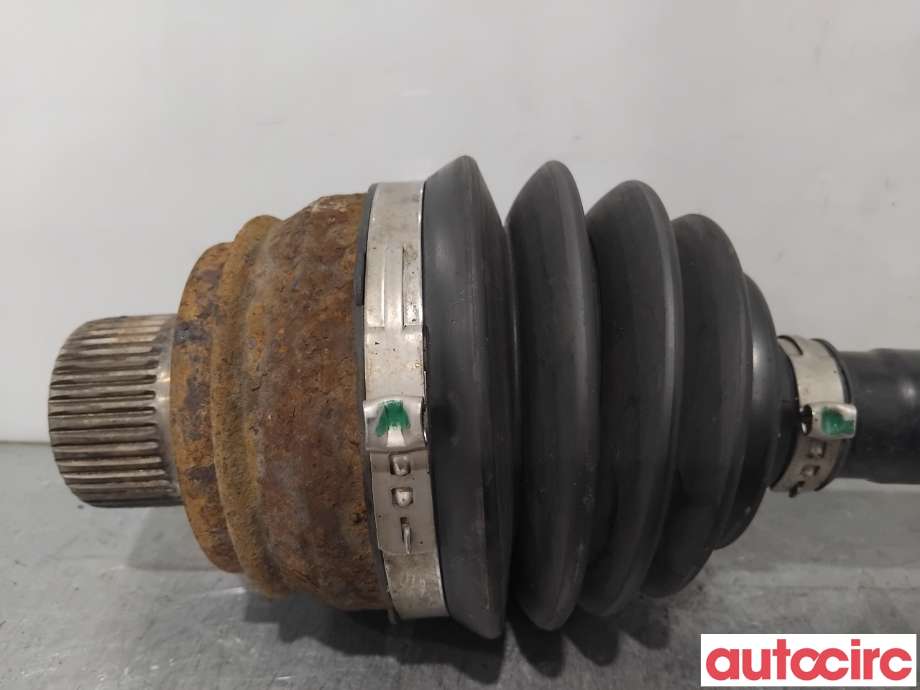 Drivaksel høyre foran til Audi A8 2010-2013 (Type III, Fase 1)  (AUDI|4G0407271F|B1F)