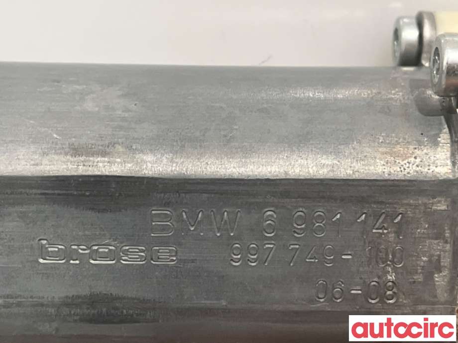 Ruteheis venstre foran til BMW 5-Serie 2003-2010 (E60/E61) (E60/E61) (BMW|67626981141|0130821459|6981141)