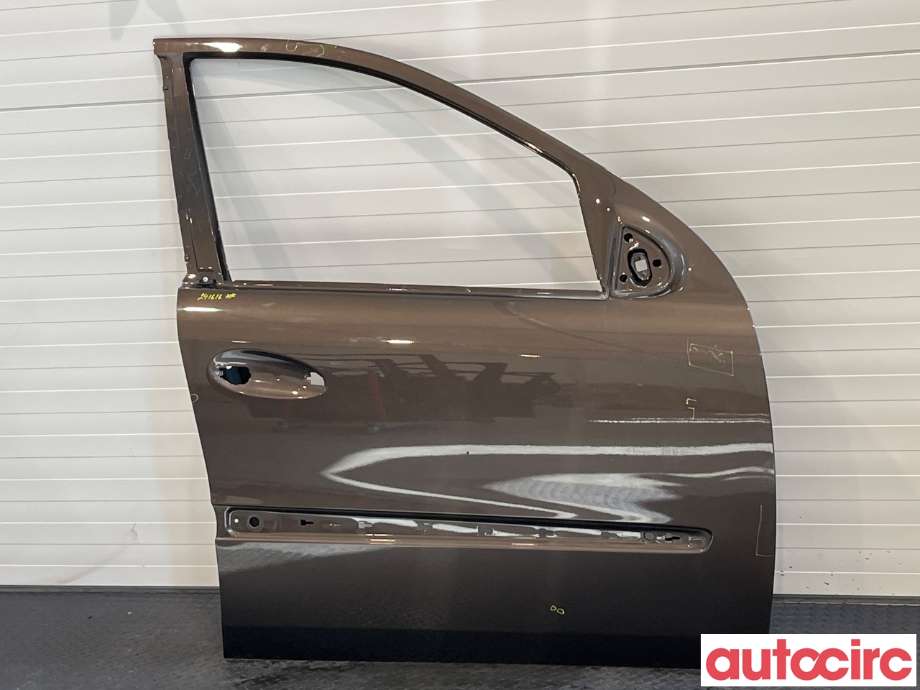 Dør høyre foran til Mercedes GL 2006-2012 (X164) (X164) (MERCEDES|A1647201005)