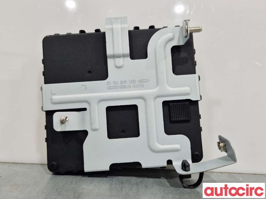Styreenhet comfort (BCM) til Kia e-Soul 2019-->> (Type III)  (KIA|954A0J2330|)