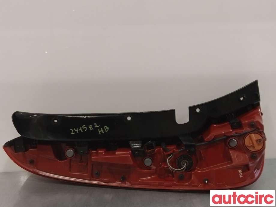 Baklykt høyre til Kia e-Soul 2019-->> (Type III)  (KIA|92402K0100|)