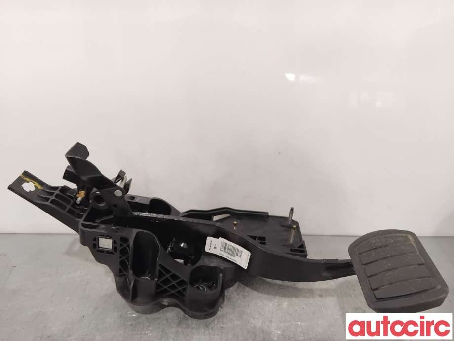 Pedal gass/brems/clutch til Toyota Proace 2016-->> (Type II)  (TOYOTA|SU001B3818||9843678680)