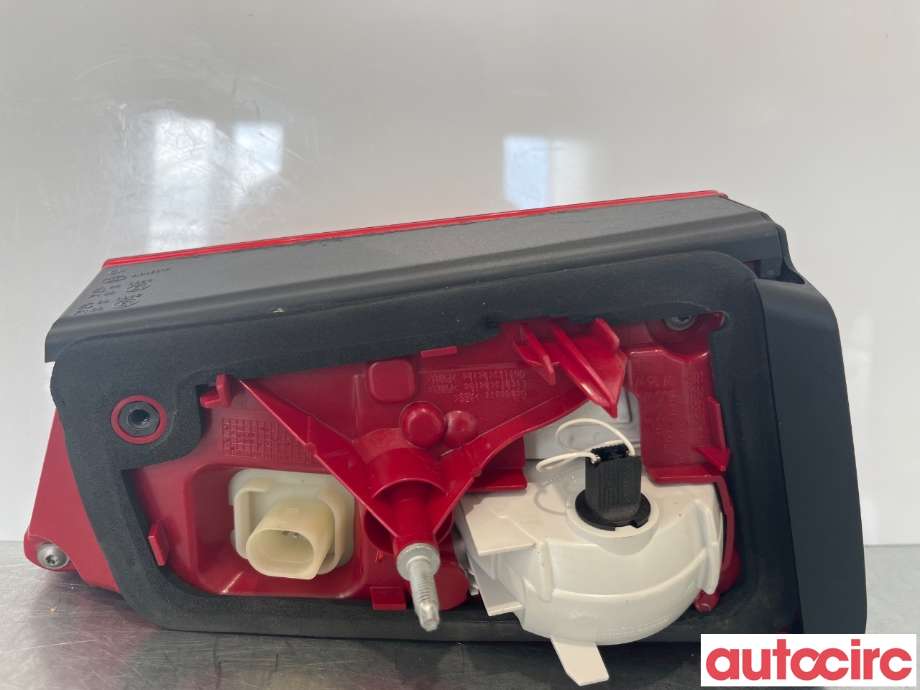 Baklykt høyre indre til Audi A6 2014-2018 (Type IV, Fase 2) (C7) (C7) (AUDI|4G9945094)