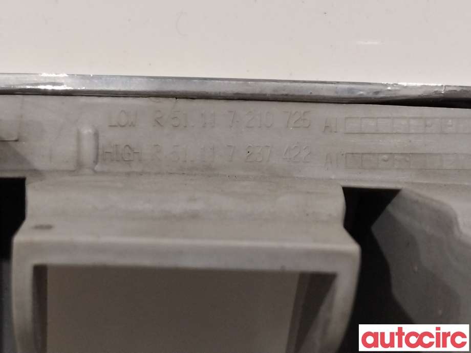 Grill høyre til BMW X3 2010-2017 (F25) (F25) (BMW|51117210726|)