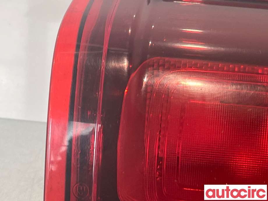 Baklykt venstre til Opel Vivaro B 2014-2019 (OPEL|93867974)