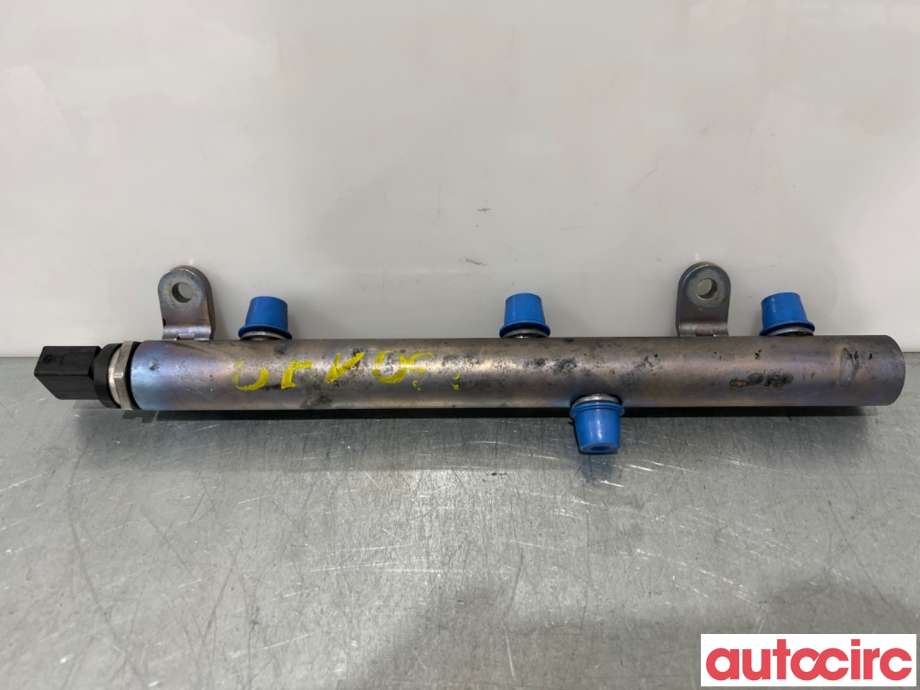 Dyseskinne (fuelrail) til Mercedes Sprinter 2006-2013 (Fase 1) (906) (906) (MERCEDES|A6420703095|)