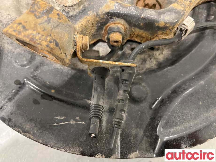 Hjulspindel høyre bak til BMW X3 2010-2017 (F25) (F25) (BMW|33406797570|)
