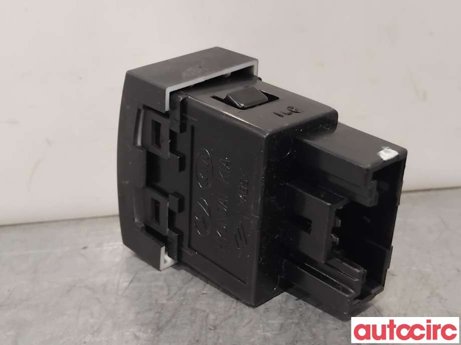 Frontlykter til Kia Venga 2010-2017  (KIA|933701P000ED||93300-1P100)