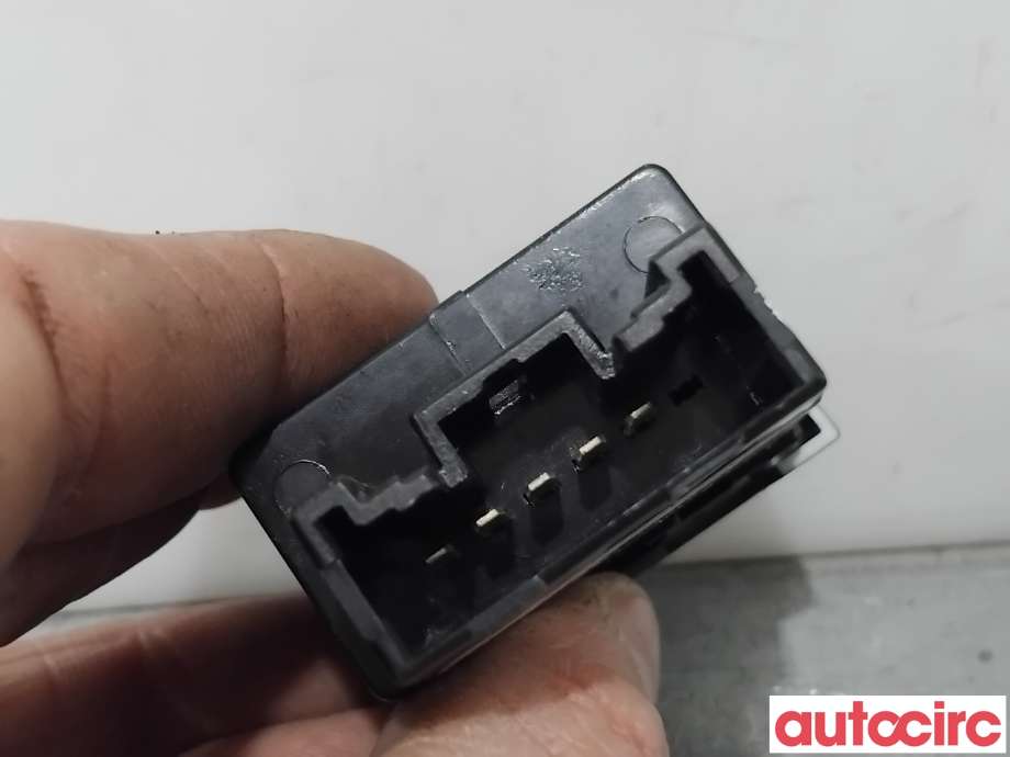 Frontlykter til Kia Venga 2010-2017  (KIA|933701P000ED||93300-1P100)