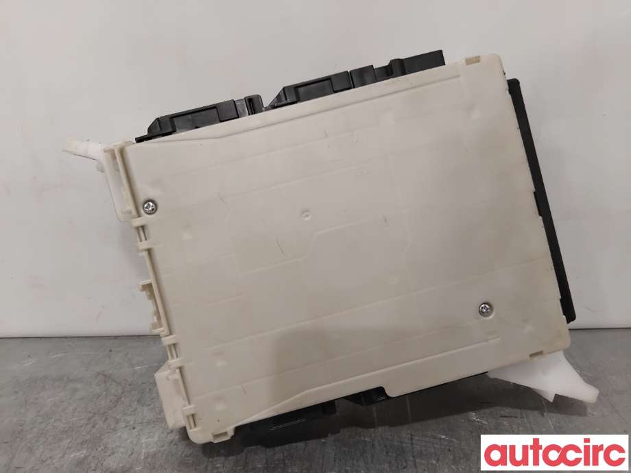 Sikringsboks til Lexus RX 2016-->> (Type IV) (AL20) (AL20) (LEXUS|8273048Z50|0J03-2251|82730-48Z50)