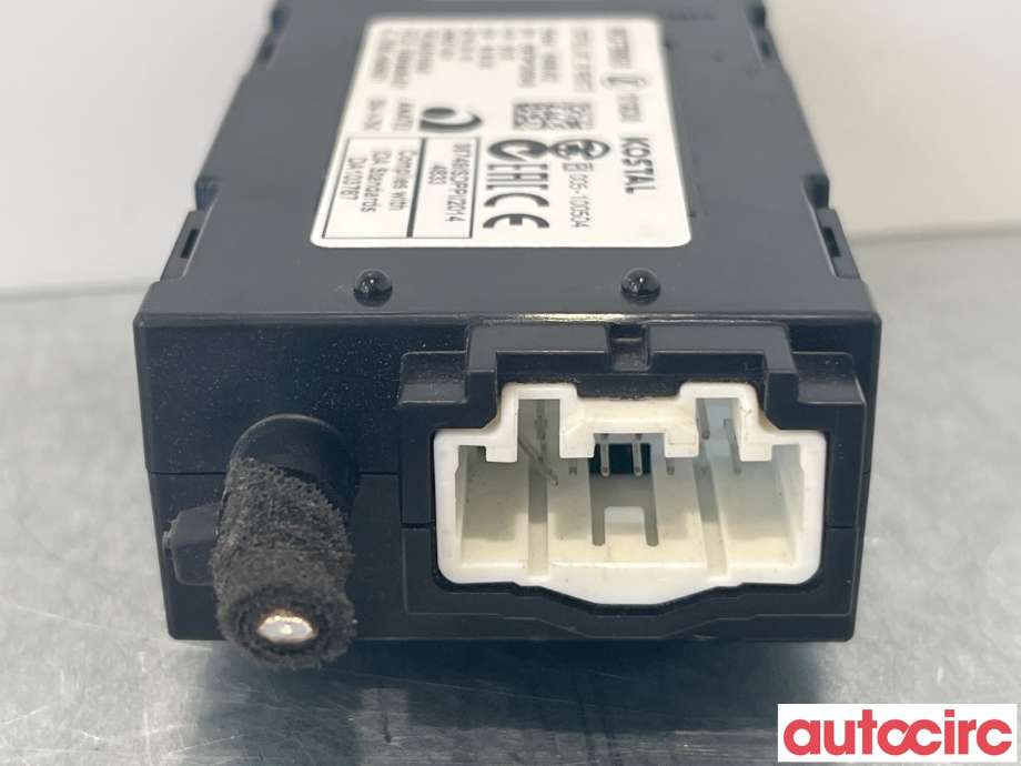 Antenne forsterker til Mitsubishi Outlander 2015-->> (Type III, Fase 2)  (MITSUBISHI|8637B818)