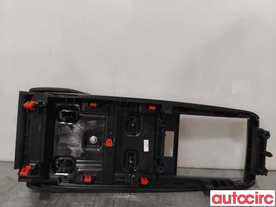 Innredning pakke til Lexus RX 2016-->> (Type IV) (AL20) (AL20) (LEXUS|5882248130C1||58822-48130)