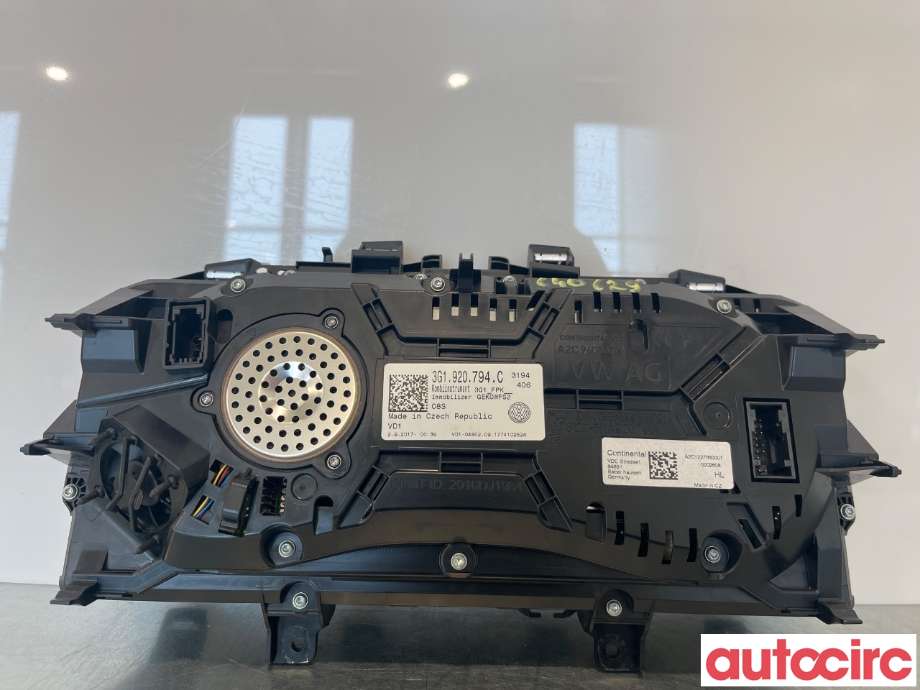 Instrumentpanel til VW Passat 2015-2019 (Fase 1) (B8) (B8) (VOLKSWAGEN|3G1920794)