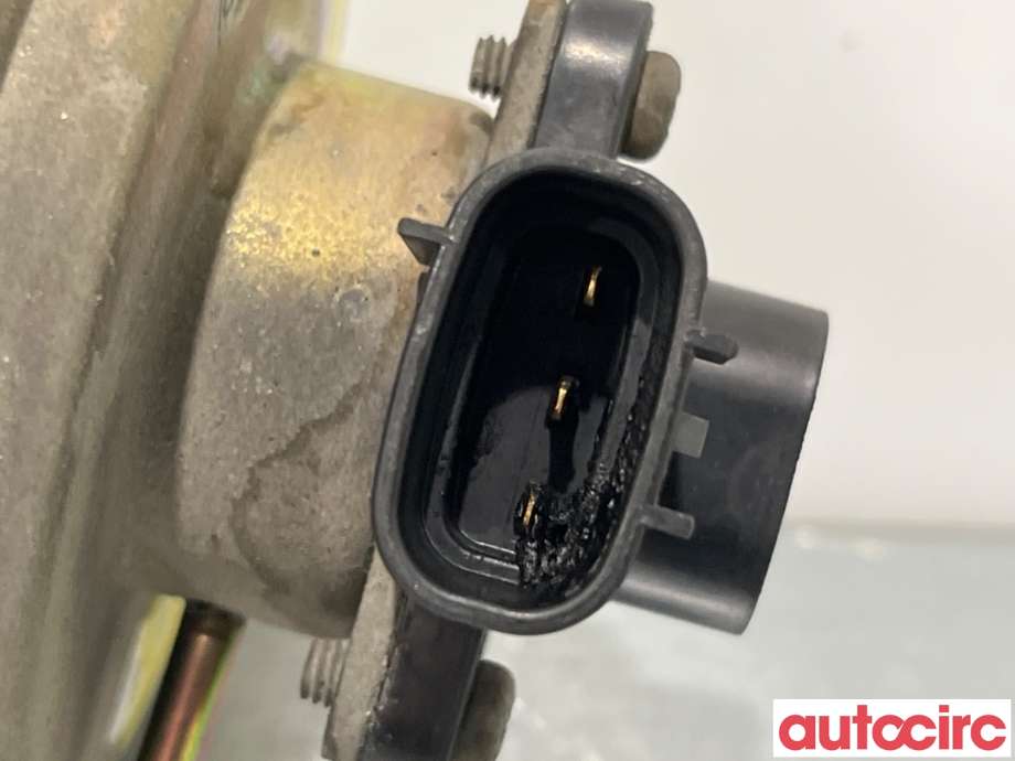 EGR-ventil til Toyota Hiace 2001-2006 (Fase 2)  (TOYOTA|2580030040|101397-0800|25800-30040)
