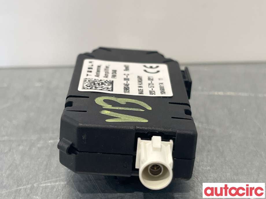 Antenne forsterker til Tesla Model 3 2018-2023 (Fase 1)  (TESLA|1098046-00-C)
