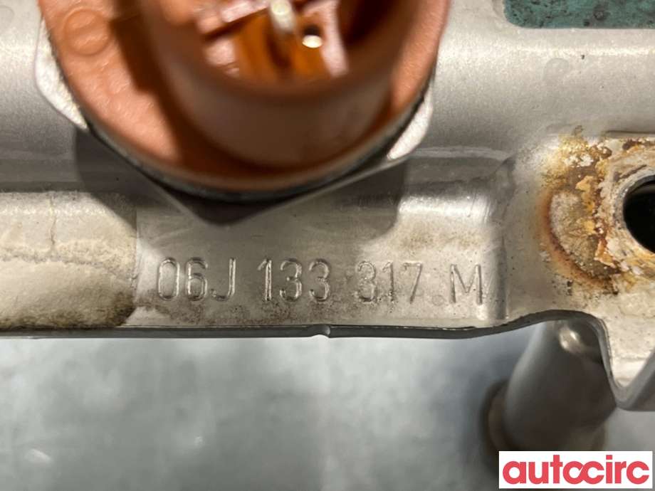 Dyseskinne (fuelrail) til Audi A5 2007-2016 (Type I)  (AUDI|06J133317M||06J133317AB)