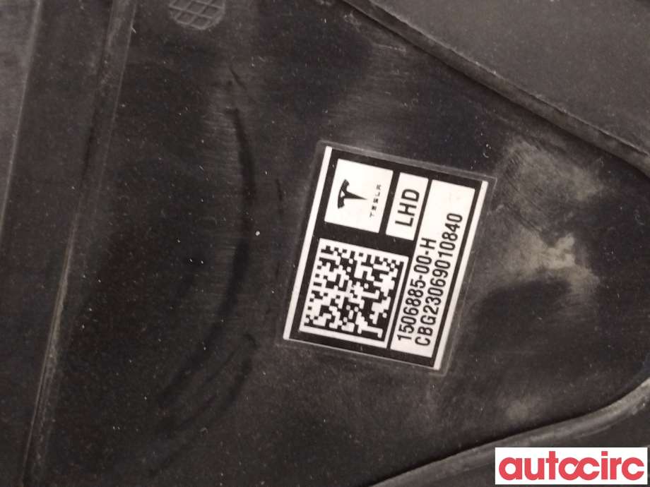 Diverse deler til Tesla Model Y 2021-2024 (Type I)  (TESLA|1506885-00-H|1092798-00-C|1516255-00-E)