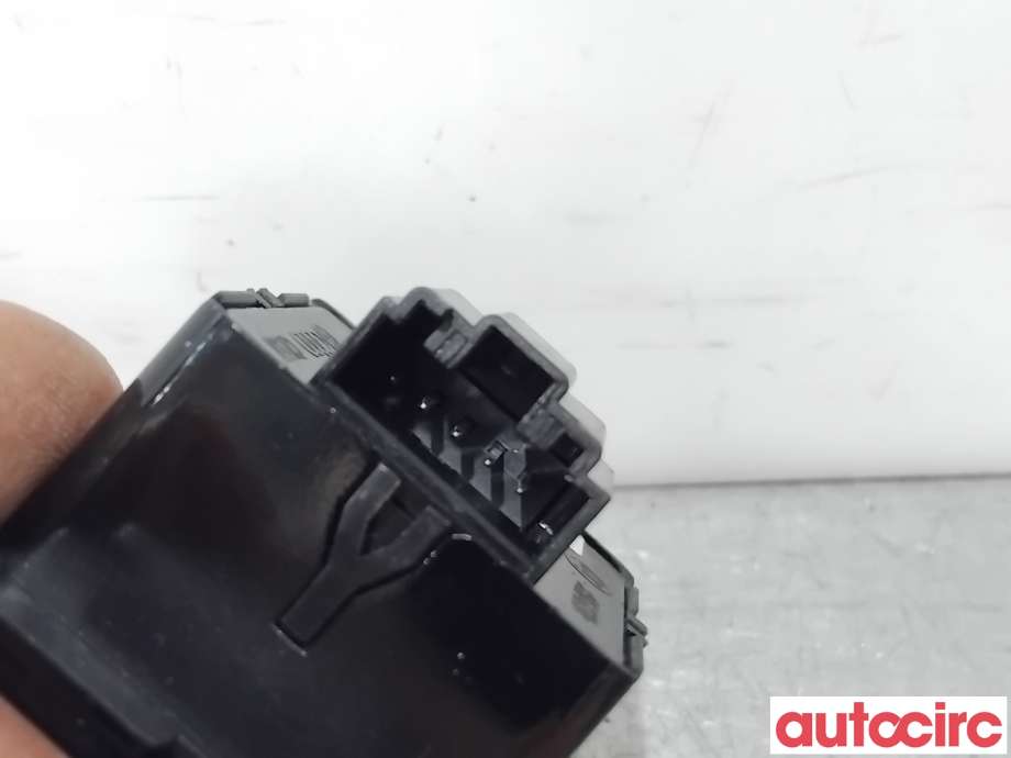 Bryter nødblink til Audi A6 2014-2018 (Type IV, Fase 2) (C7) (C7) (AUDI|4G0941509|10016472)