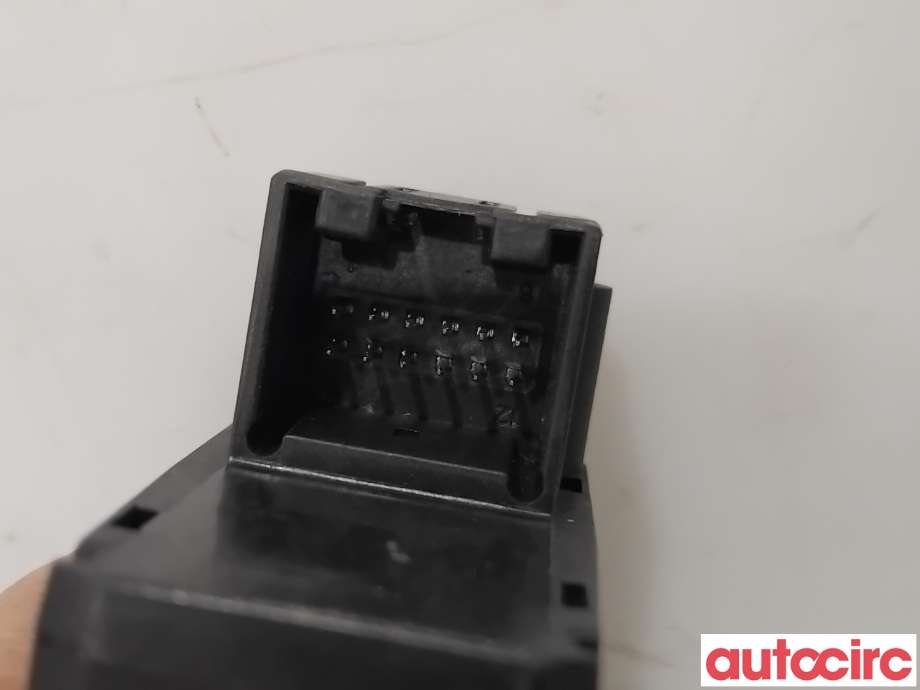 Bryter elektrisk håndbrekk/parkbrems til Audi A6 2014-2018 (Type IV, Fase 2) (C7) (C7) (AUDI|4G1927225B|)