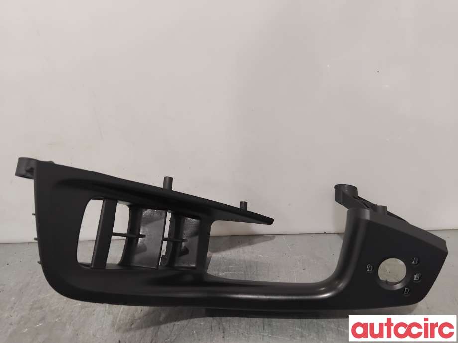 Diverse deler til Audi A6 2014-2018 (Type IV, Fase 2) (C7) (C7) (AUDI|4G1867171A|)