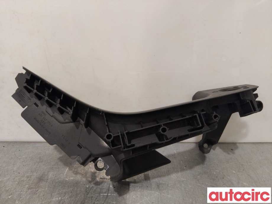 Diverse deler til Audi A6 2014-2018 (Type IV, Fase 2) (C7) (C7) (AUDI|4G1867171A|)