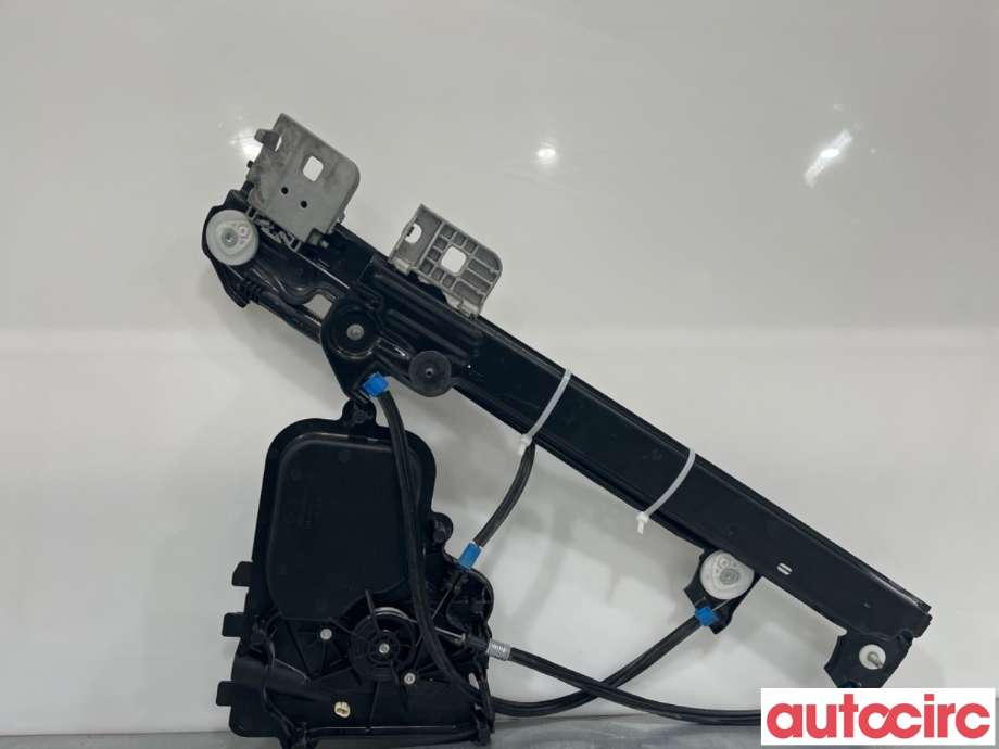 Ruteheis venstre foran til Tesla Model 3 2018-2023 (Fase 1)  (TESLA|1096620-98-L||1096620-14-J)