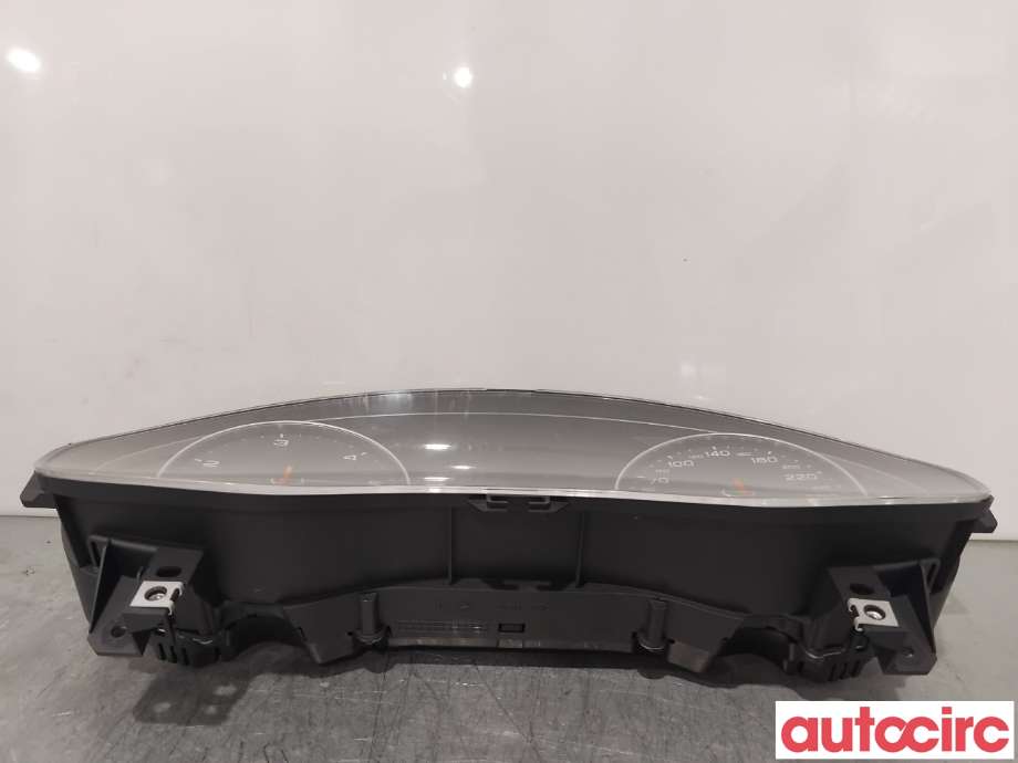 Instrumentpanel til Audi A6 2014-2018 (Type IV, Fase 2) (C7) (C7) (AUDI|4G0920833B|0263672224|4G8920933BX)