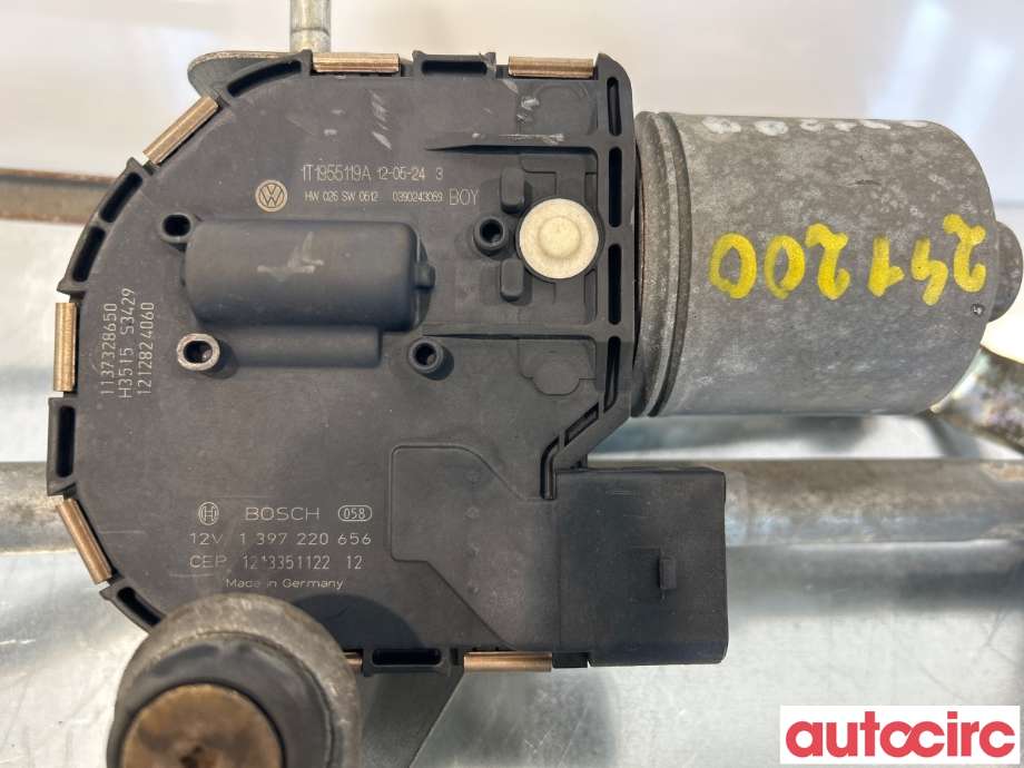 Viskermotor frontrute til VW Caddy 2010-2015 (Type III, Fase 2)  (VOLKSWAGEN|1T1955023A|1397220656|2K1955023J)