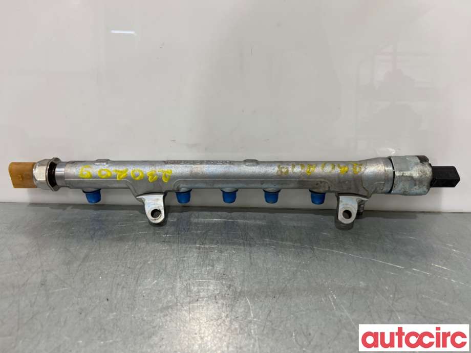 Dyseskinne (fuelrail) til VW Golf VI 2008-2012  (VOLKSWAGEN|03L130089B|)