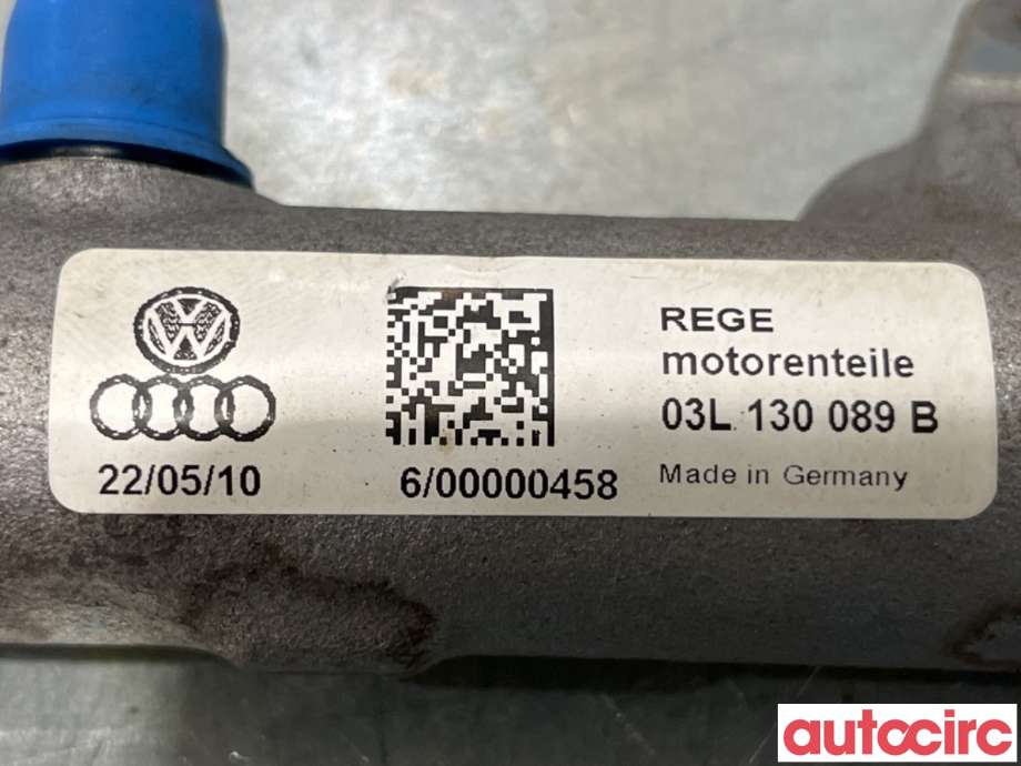 Dyseskinne (fuelrail) til VW Golf VI 2008-2012  (VOLKSWAGEN|03L130089B|)