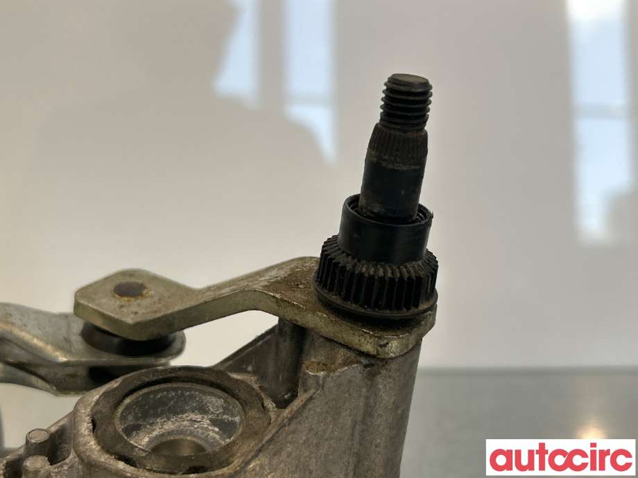 Viskermotor frontrute til BMW 3-Serie 2005-2011 (E90/E91/E92/E93) (E90/E91/E92/E93) (BMW|61617161711|404959|6978263)