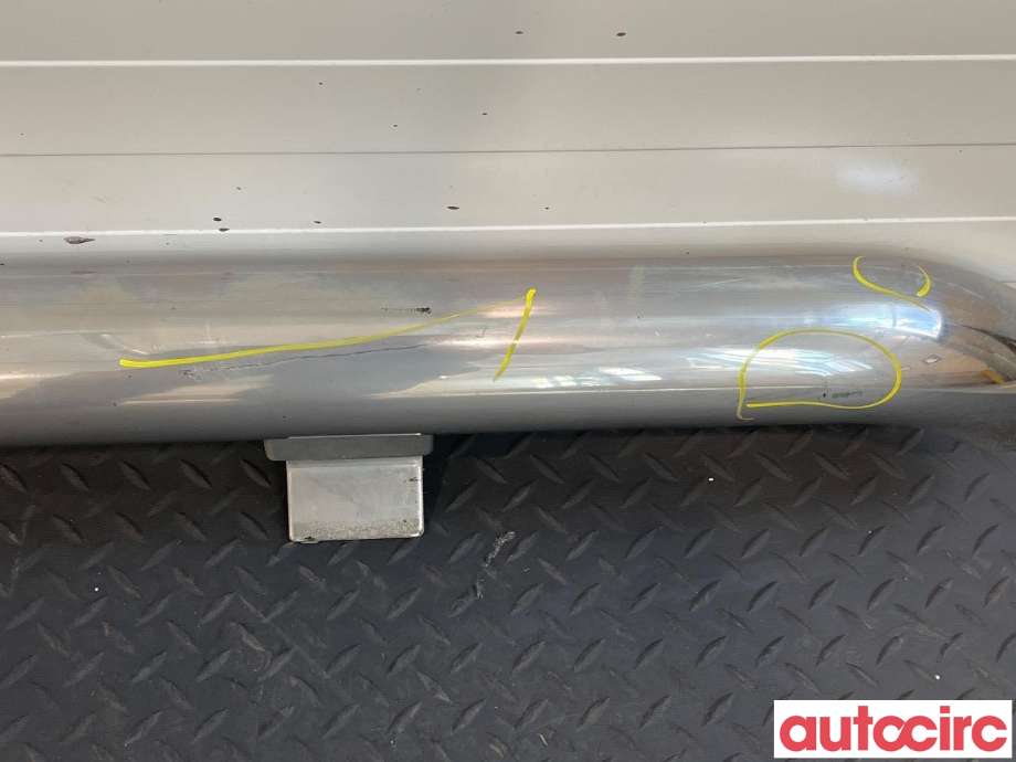 Stigtrinn/stigbrett til VW Amarok 2016-2022 (Type I, Fase 2)  (VOLKSWAGEN|2H0071693A)