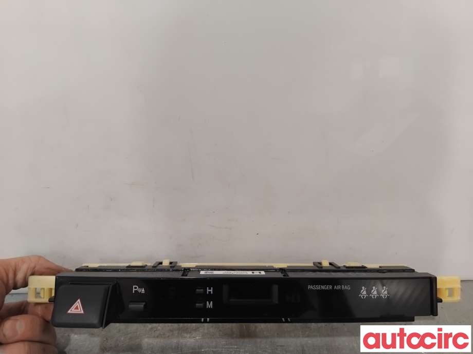 Bryter nødblink til Toyota RAV4 2013-2015 (Type IV, Fase 1) (TOYOTA|8395042060|022200-938|83950-42060)