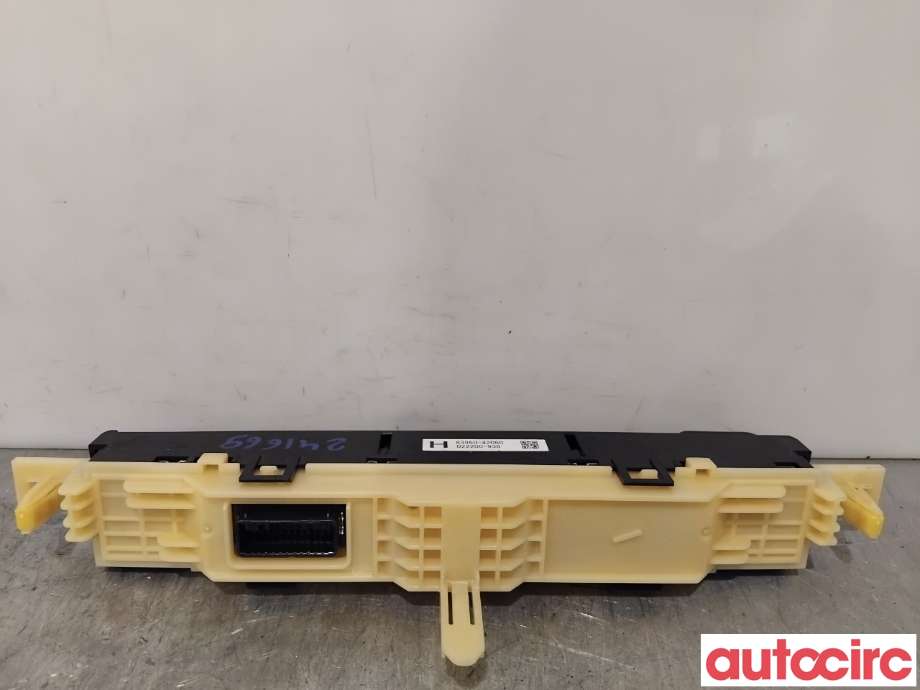 Bryter nødblink til Toyota RAV4 2013-2015 (Type IV, Fase 1) (TOYOTA|8395042060|022200-938|83950-42060)