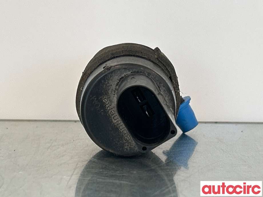 Spylerpumpe foran til Audi A8 2010-2013 (Type III, Fase 1)  (AUDI|1K5955651)