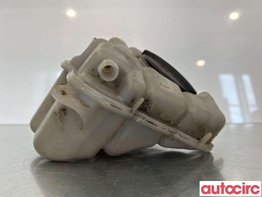 Ekspansjonstank til Audi A8 2010-2013 (Type III, Fase 1)  (AUDI|4H0121403M|4H0121403G)
