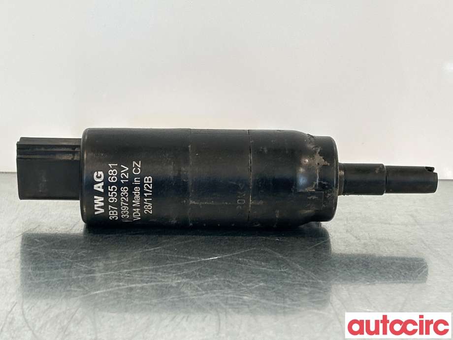 Spylerpumpe til VW Golf VI 2008-2012  (VOLKSWAGEN|3B7955681)
