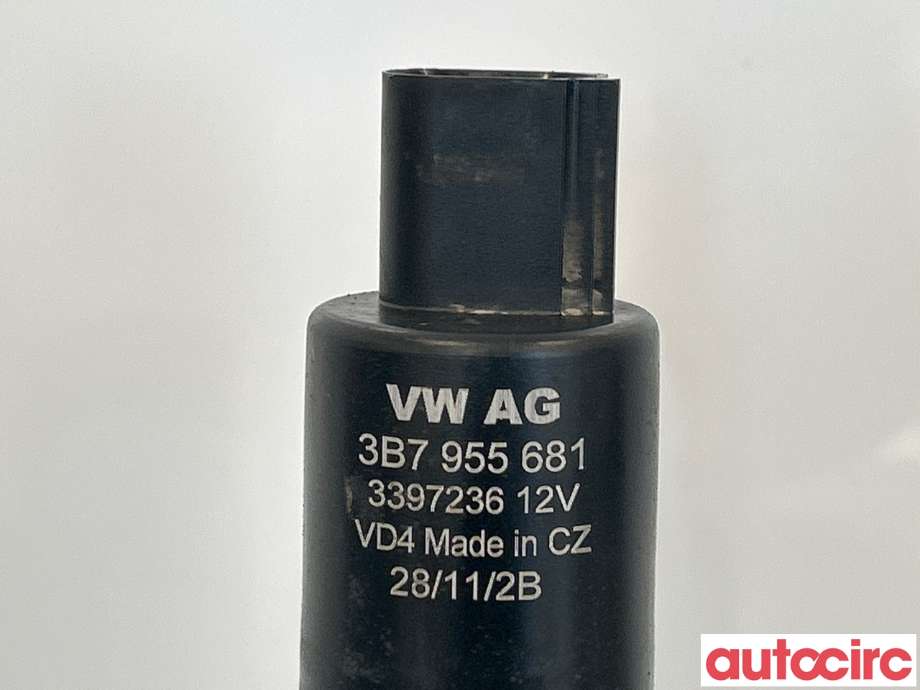 Spylerpumpe til VW Golf VI 2008-2012  (VOLKSWAGEN|3B7955681)